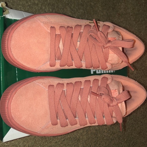 🌺Suede puma desert flower🌺 - Picture 2 of 4